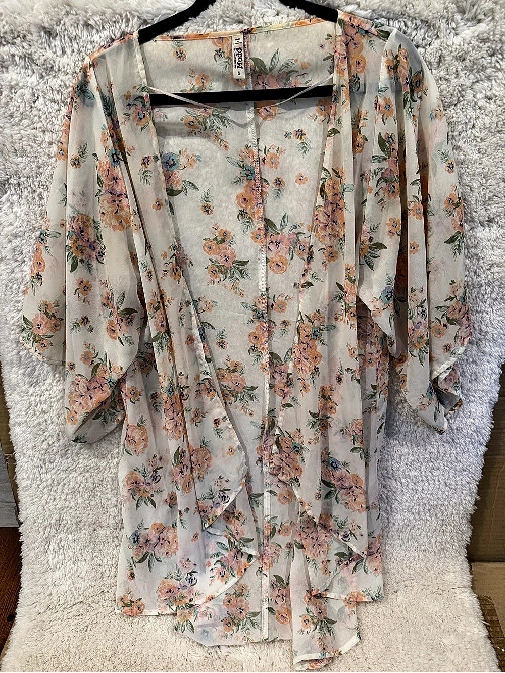Mudd Floral Blouse in Pink & Green